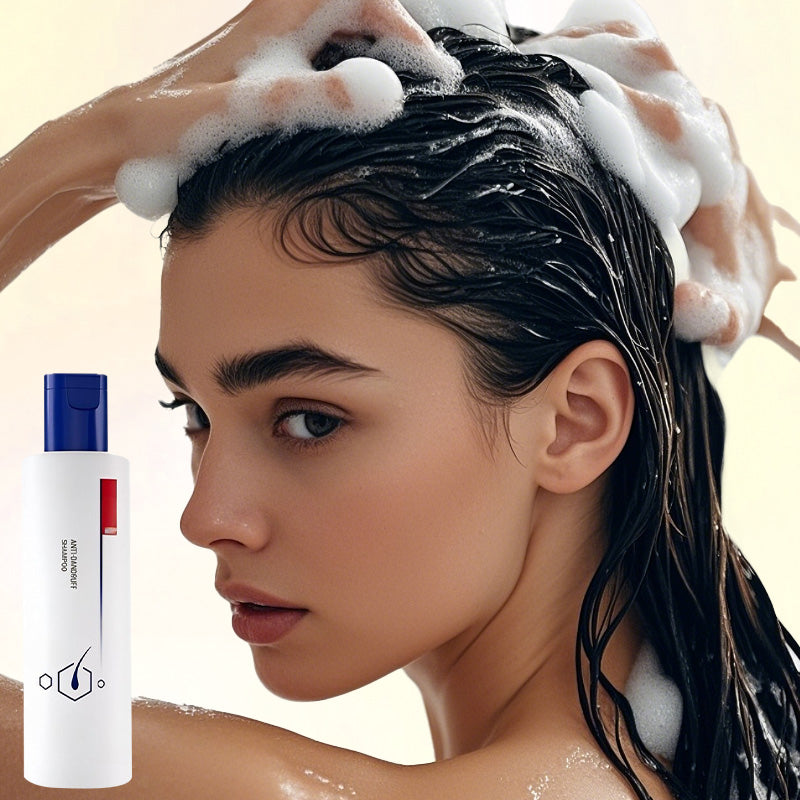 🥳2026 BESTSELLER✨Shampoo antiforfora con disolfuro di selenio e acido salicilico. Riduce squame e prurito, regola il sebo, ripara la barriera del cuoio capelluto. Due varianti: rinfrescante al mentolo o volumizzante, capelli puliti e sani a lungo🧴